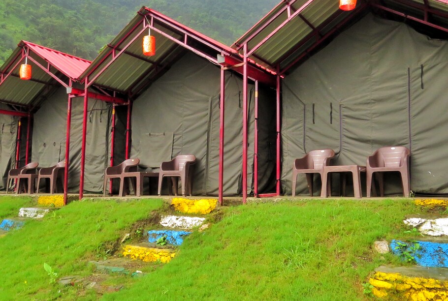 Are you a camp lover seeking an unforgettable experience (Budget Camps in Shivpuri Rishikesh) in the serene surroundings of Shivpuri, Rishikesh?